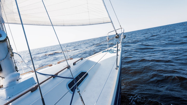 Composite Materials for Yacht Masts