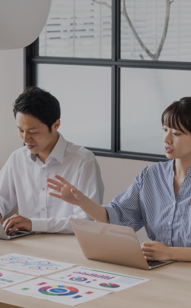 한국카본과 함께 성장할 동료를 찾습니다.